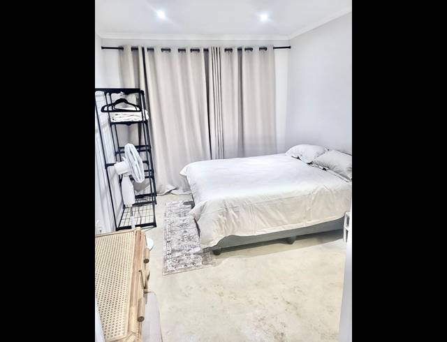 3 BEDROOM APARTMENT FOR SALE IN IVY BEACH